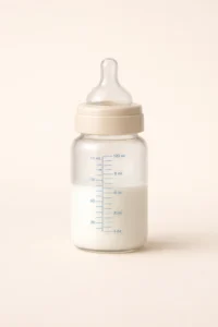 Biberon avec du lait infantile